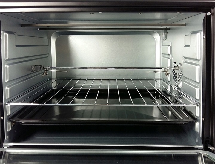 Piekarnik elektryczny TERMOOBIEG 60L FIRST AUSTRIA