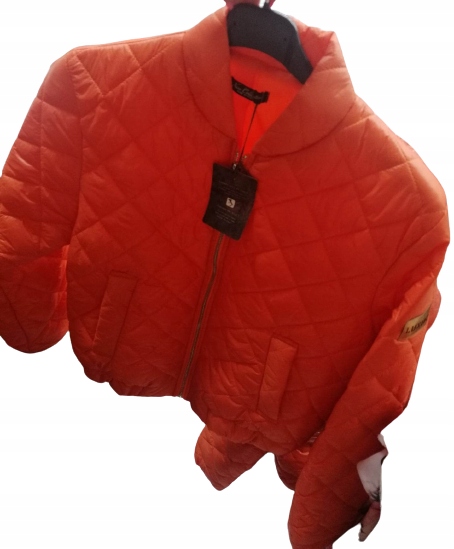 Kurtka pikowana przejściówka czarna