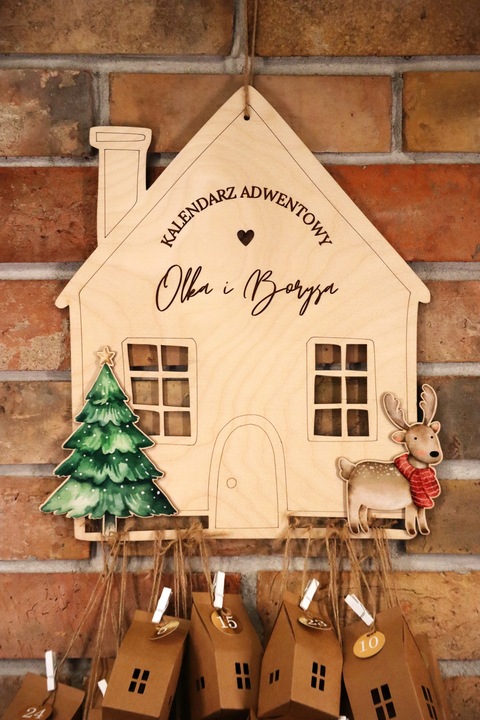 KALENDARZ ADWENTOWY Z IMIENIEM BAZA DREWNIANA Dekoracje Świąteczne DOMEK
