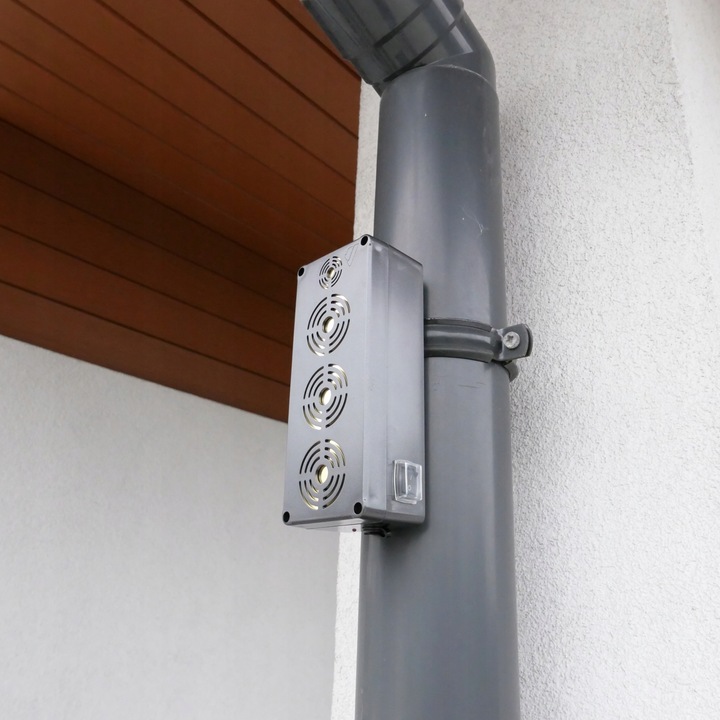 KING BEZPRZEWODOWY ODSTRASZACZ KUN GRYZONI MYSZY