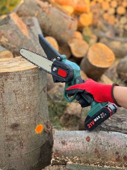 PIŁA AKUMULATOROWA ELEKTRYCZNA RĘCZNA MINI 6'' 2x AKUMULATOR + 1x ŁAŃCUCH