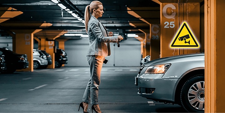 WIDEOREJESTRATOR MIO MIVUE 803 KAMERA, GPS WIFI + Karta 64GB i SmartBox