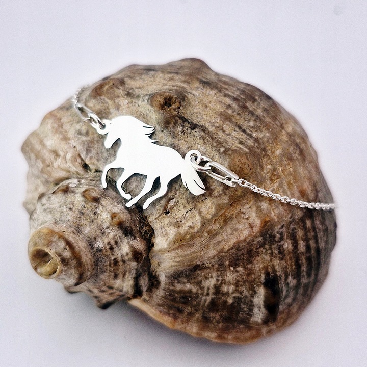 BRANSOLETKA SREBRNA DZIECIĘCA KONIK MUSTANG KOŃ SREBRO 925 + GRAWER