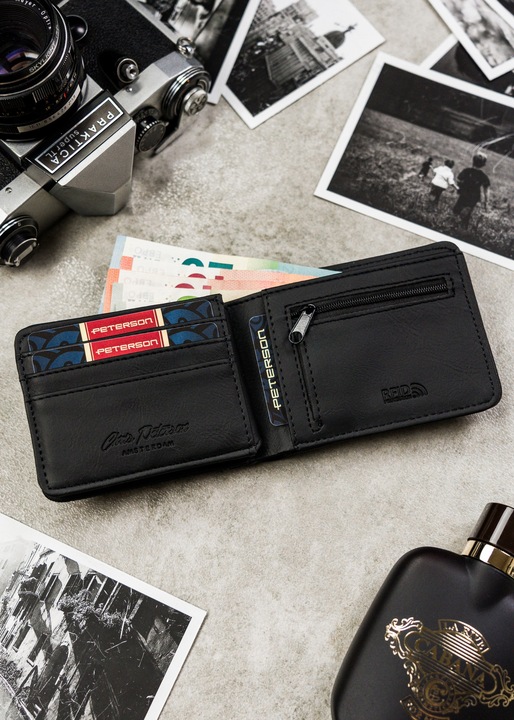 Portfel męski ze skóry eko Peterson z ochroną RFID STOP na gotówkę karty