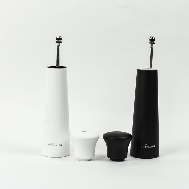 ZESTAW RĘCZNYCH MŁYNKÓW DO MIELENIA SOLI PIEPRZU PRZYPRAW BIAŁY I CZARNY