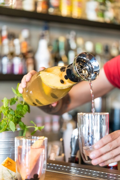 VIALLI DESIGN KARAFKA DZBANEK SZKLANY NA WODĘ 1,3l