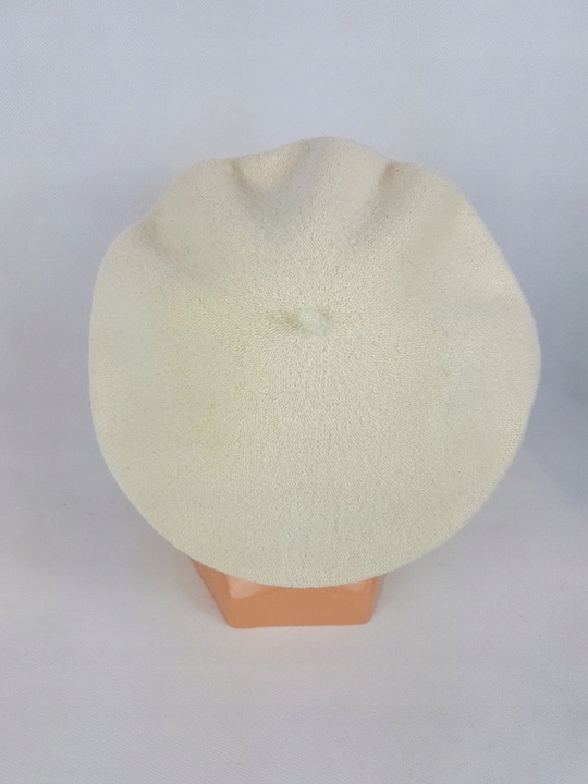 250 BERET FEZKO KREMOWY rozm. 11,5" duży