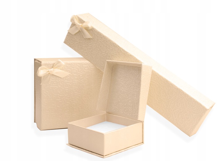 ZŁOTY SZEROKI BOGATY PIERŚCIONEK WZORZYSTY 333