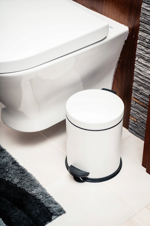 Kosz łazienkowy okrągły z pedałem biały 3 l