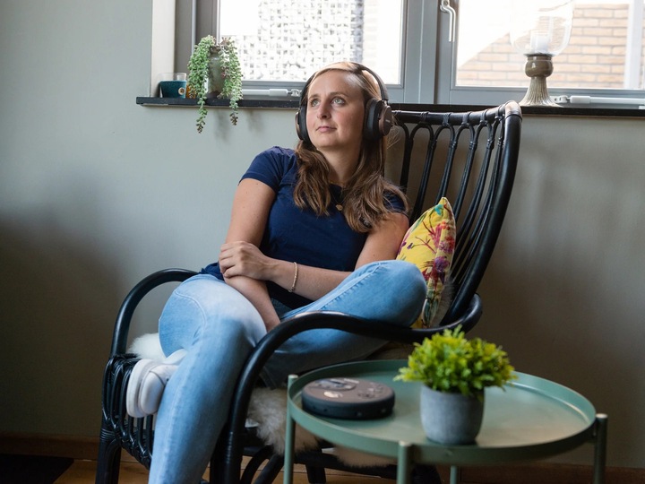 DISCMAN PRZENOŚNY ODTWARZACZ CD ESP ANTISHOCK AKUMULATOR AA BLUETOOTH LCD