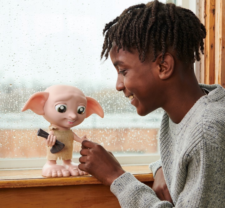 ZGREDEK HARRY POTTER INTERAKTYWNA FIGURKA MÓWIĄCY DOMOWY SKRZAT 22 CM DŹW