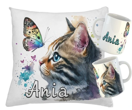 Zestaw KUBEK + PODUSZKA KOTY KOT + RÓŻNE WZORY + IMIĘ