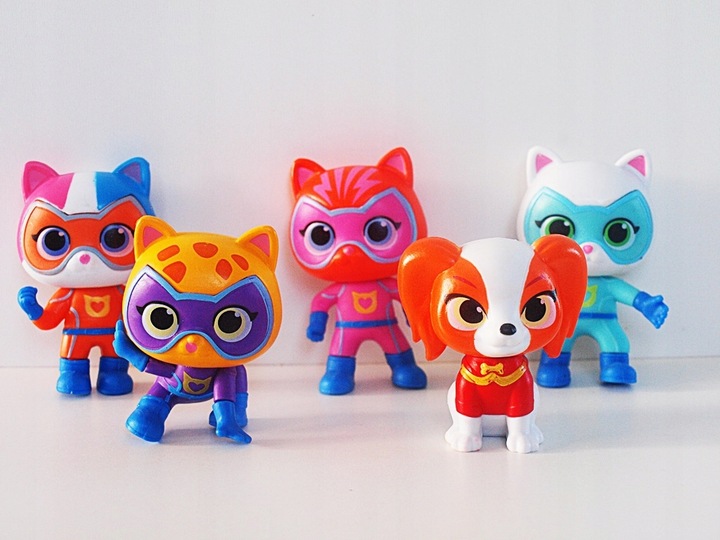 SUPERKOTY SUPER KITTIES FIGUREK EKIPA KOTKI ZESTAW 5 FIGUREK