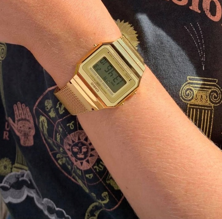 MODNY ZŁOTY ZEGAREK CASIO VINTAGE DIGITAL A700WEMG-9AEF RETRO GOLD MESH