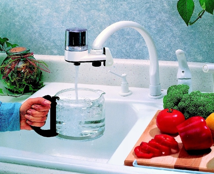 Filtry do wody, Filtr na kran INSTAPURE F2 biały