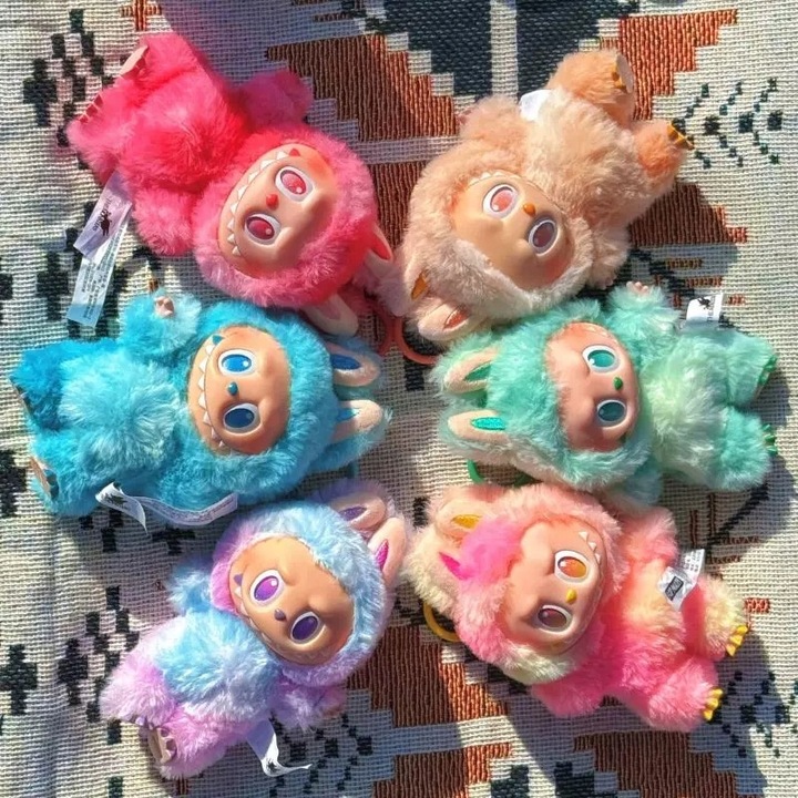 LABUBU BRELOK THE MONSTERS MASKOTKA LALKA Serenity POPMART Big Into Energy