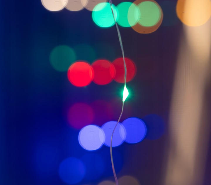 KURTYNA ŚWIETLNA LAMPKI SOPLE DRUCIKI 200 LED 2x2m GIRLANDA USB + ADAPTER