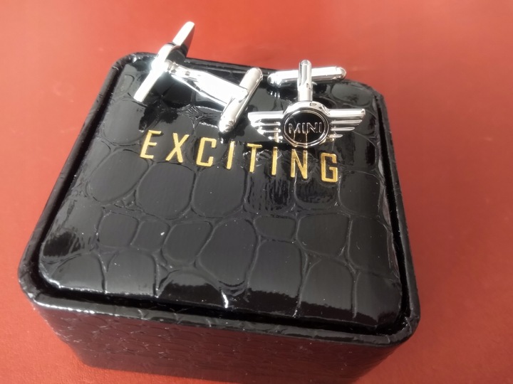 Exciting spinki do mankietów koszuli Mini Morris