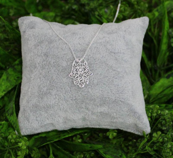NASZYJNIK SREBRNY łańcuszek z zawieszką HAMSA RĘKA FATIMY CELEBRYTKA 45 cm
