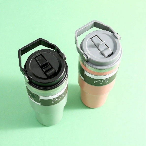 KUBEK TERMICZNY Z UCHWYTEM NA KAWĘ HERBATĘ SZCZELNY POJEMNY 900ML ZIELONY