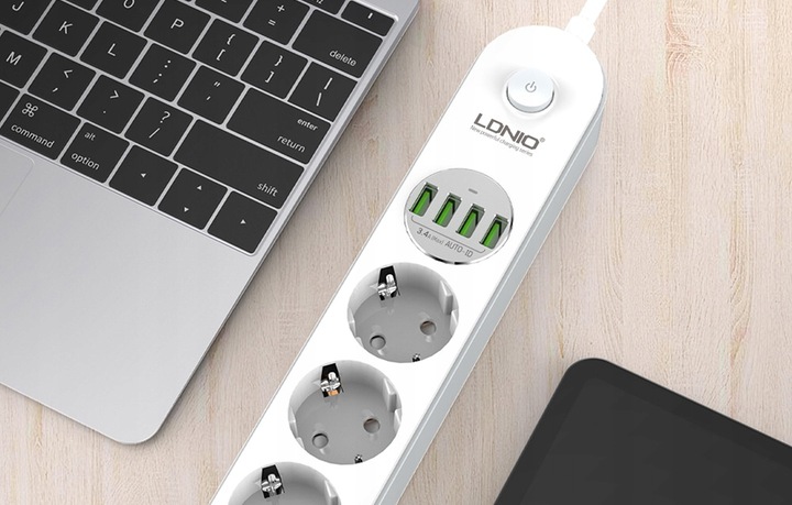 LDNIO LISTWA ZASILAJĄCA PRZEDŁUŻACZ 4 GNIAZDAMI AC 4 PORTY USB Z KABLEM 2M