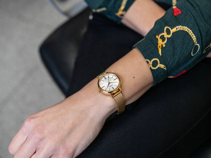 DAMSKI ZEGAREK LORUS RG214QX5 NA BRANSOLECIE MESH Z CYRKONIAMI ZŁOTY