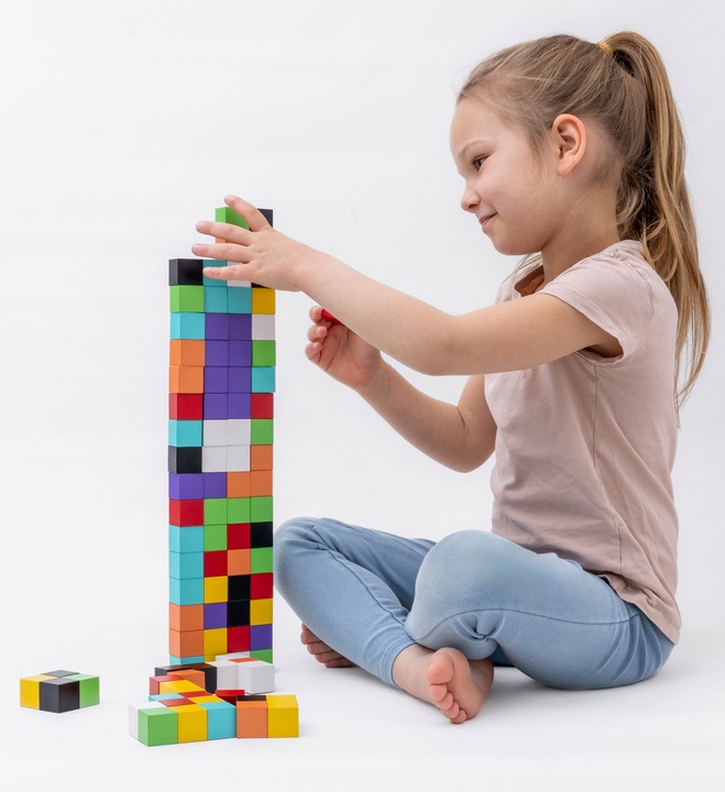 Klocki magnetyczne kostki STEM szcześciany konstrukcyjne 3d 96 elementów