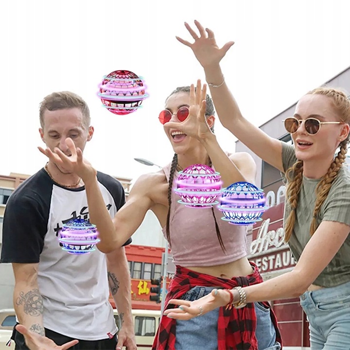 LATAJĄCA KULA UFO PIŁKA ZABAWKA STEROWANA RĘKĄ DŁONIĄ USB PILOT KOSMOKULA