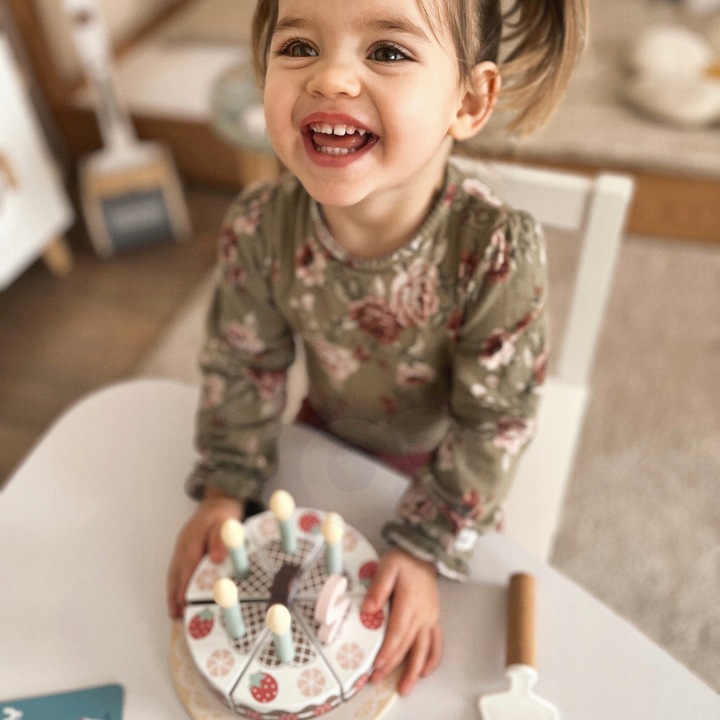 TORT URODZINOWY DREWNIANY ZE ŚWIECZKAMI TOOKY TOY