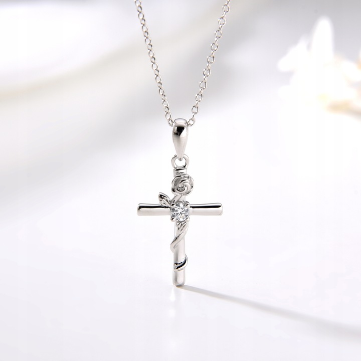 Srebrny łańcuszek krzyżyk krzyż naszyjnik komunia na komunię 925