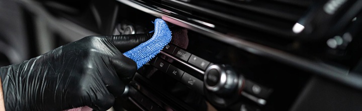 ADBL ZESTAW INTERIOR CLEANER 1L DO CZYSZCZENIA PLASTIKÓW KOKPITU AKCESORIA