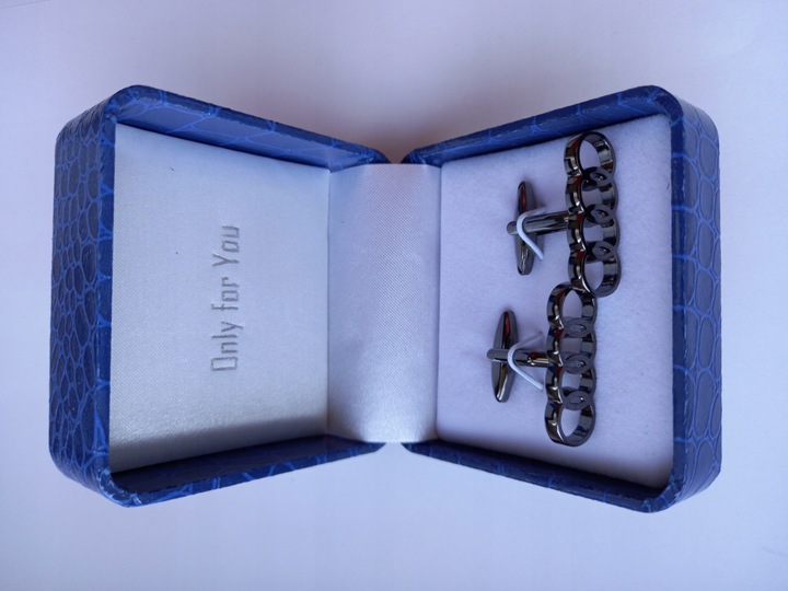 Tytanowe spinki do mankietów EXC dla miłośnika Audi RS + gratis szkatułka