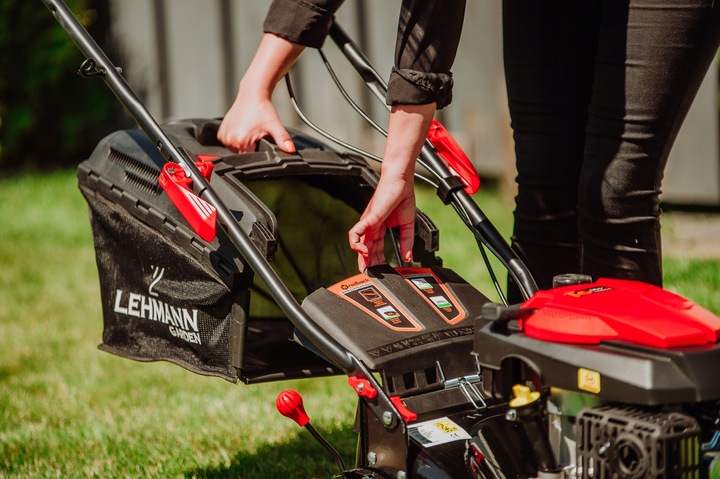 KOSIARKA SPALINOWA LEHMANN 44CM NAPĘD POTĘŻNA SILNIK 146CC MULCZOWANIE 6KM