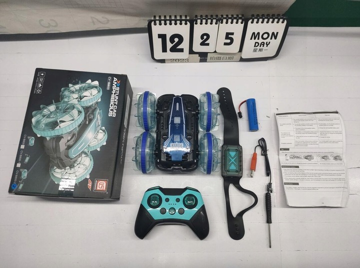 AMFIBIA AUTO SAMOCHÓD RC 4X4 TWISTER STEROWANE GESTAMI Z ŚWIATŁEM