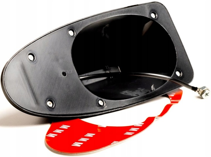 ANTENA NA DACH PŁETWA REKINA Z WZMACNIACZEM SHARK