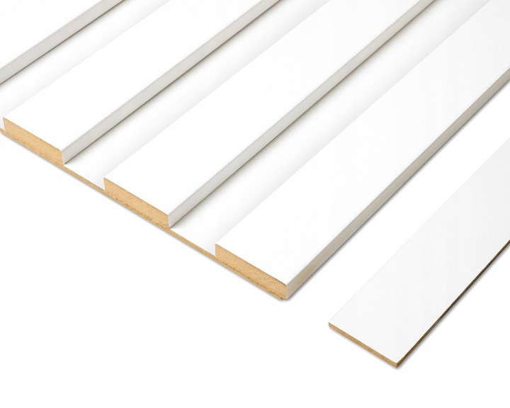 Lamele na białej płycie HDF - zestaw 59,5 cm x 275 cm - Biały 910