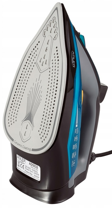 MOCNE ŻELAZKO PAROWE ZE STOPĄ CERAMICZNĄ 3000W