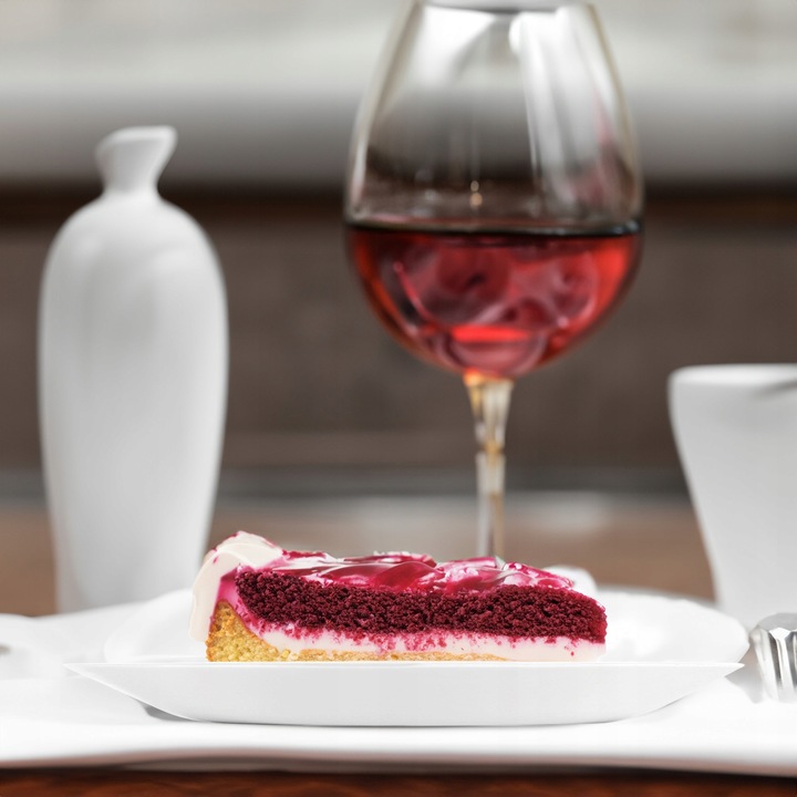 SERWIS OBIADOWY BIAŁE SZKŁO ZESTAW TALERZY BIAŁY NA 6 OSÓB WZÓR SONIA