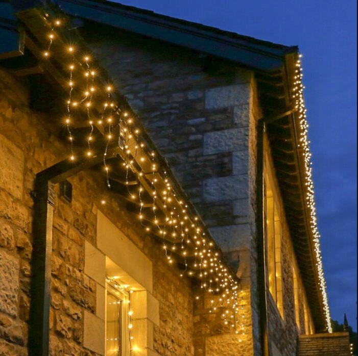 LAMPKI SOPLE KURTYNA 100 LED 6 m + ISKRA FLASH GRUBE