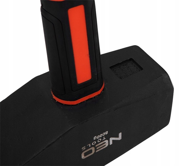 Młotek ślusarski 8 kg trzonek z włókna szklanego 25-155