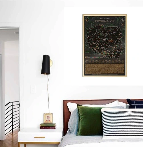 Prezent dla Piwosza: Mapa Zdrapka Piwosza w czarnej ramie