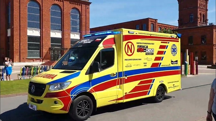 BIAŁKO WHEY wpc Olimp protein + complex 2270 g smak Ciastko - 75/100 BIAŁKA