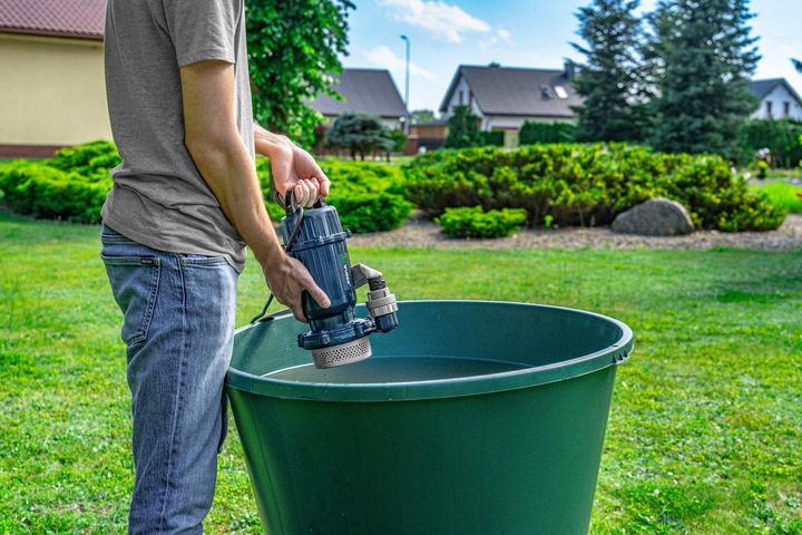 POMPA DO WODY BRUDNEJ CZYSTEJ ZANURZENIOWA SITKO SITO SZAMBA 2100W 1"