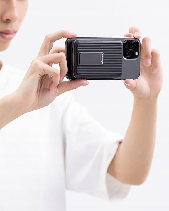 INNOSTYLE POWERSWITCH SZYBKI POWERBANK INDUKCYJNY DO MAGSAFE 10000 STOJAK