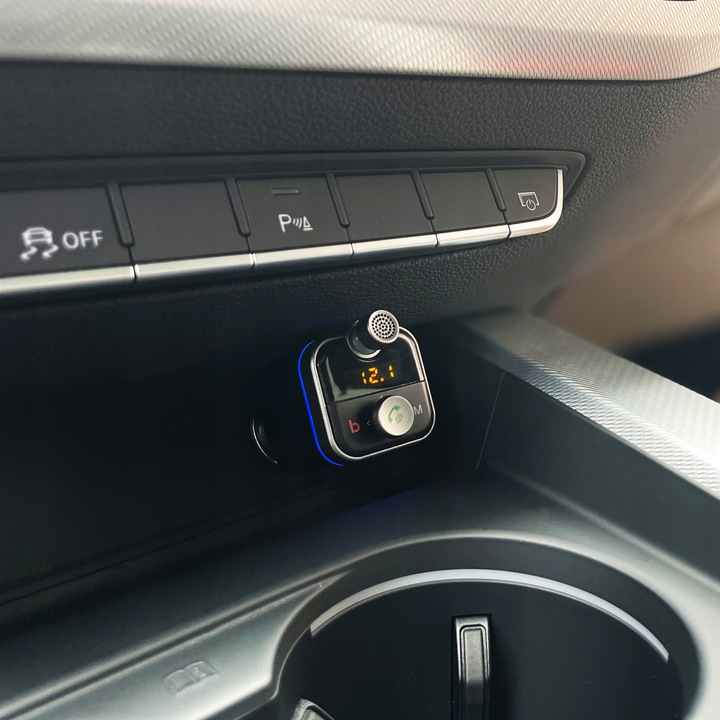 Transmiter FM Bluetooth 5.0 ładowarka QC 4.0 PD20W