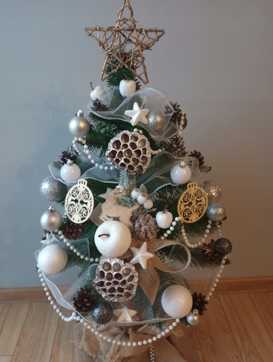 Choinka NA PNIU ubrana Z DEKORACJĄ ozdobami ubrana 100 cm z lampkami LED