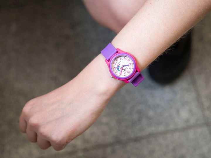 DZIECIĘCY ZEGAREK QQ VS59J003Y DLA DZIEWCZYNKI 10BAR UNICORN JEDNOROŻEC