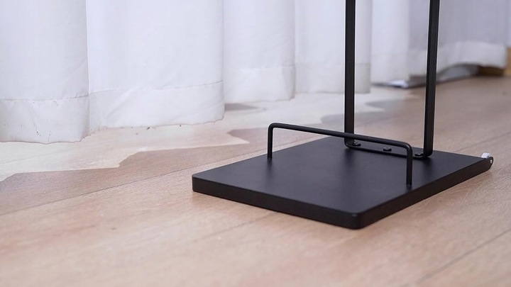 SOLIDNY STOJAK DO DYSON UCHWYT WIESZAK NA KÓŁKACH V6 V7 V8 V10 V11 V12 V15