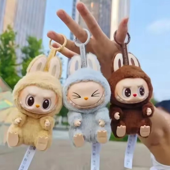 MASKOTKA LALKA LALECZKA BRELOK FIGURKA PLUSZAK NIESPODZIANKA LABUBU