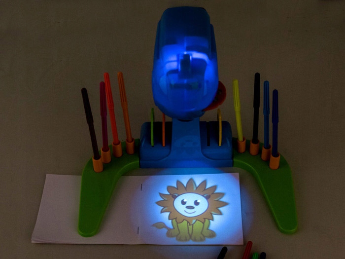 PROJEKTOR RZUTNIK DO NAUKI RYSOWANIA LAMPKA 3w1